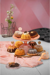 Forma na 9 babeczek Gugelhupf Original Kaiser Inspiration, 38 x 27 cm, z powłoką nieprzywierającą Naty Shop