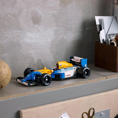 LEGO Icons Williams Racing FW14B z Nigelem Mansellem - Model samochodu F1 z minifigurkami kierowców wyścigowych do kolekcjonowania - Dekoracja biurka ze stojakiem - Prezent dla dorosłych i nastolatków Fani sportów motorowych 10353 Zestawy do budowania Besuche den LEGO-Store
