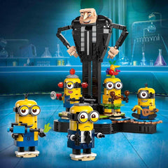 LEGO I - Pur și simplu Incorigibil 4 Gru și Minionii Cărămizi, personaje de film de jucărie dansatoare pentru a construi, juca și expune, cadou pentru băieți și fete 75582 Seturi de constructie Besuche den LEGO-Store