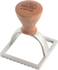MARCATO Formă de ravioli și fursecuri, Aparat de ravioli, Forme de fursecuri, Lemn masiv și aluminiu turnat, Fabricat în Italia, Ștampilă pătrată de 58 mm