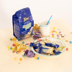 Tirma Mini Wafle z białą czekoladą | (16 jednostek x 13,5 g), 216 g | Delikatne kremowe nadzienie | Bez GMO | Odpowiedni dla wegetarian | Pakowane pojedynczo | Pakowane przekąski