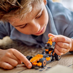 LEGO City Wyścigówka F1 z samochodem wyścigowym Mclaren — model zabawkowy Formuły 1 z samochodem wyścigowym i minifigurką — mały prezent dla chłopców i dziewcząt od 6 lat lub fanów sportów motorowych 60442 Zestawy do budowania Besuche den LEGO-Store