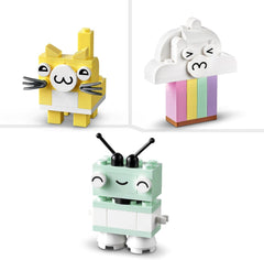 LEGO 11028 Klasyczny pastelowy zestaw do kreatywnego budowania Brick Box, zabawka konstrukcyjna dla dziewcząt i chłopców w wieku od 5 lat z modelami; lody, dinozaur, kot i więcej Zestawy do budowania w sklepie LEGO