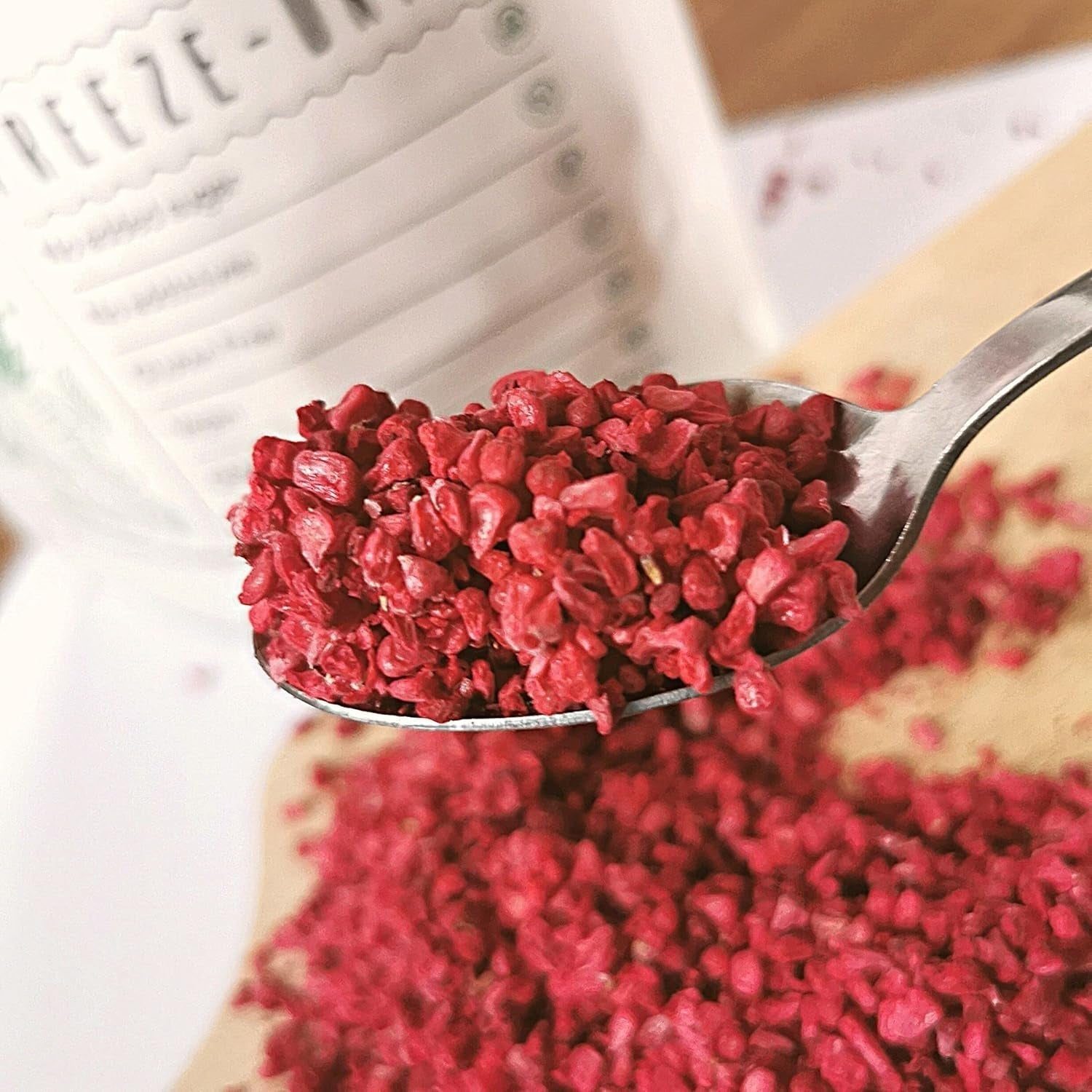 Bucăți de zmeură liofilizate | Fructe liofilizate liofilizate | Zmeură liofilizată fără gluten | Zmeură liofilizată | ZingyZoo (100g) Produse deshidratate Naty Shop