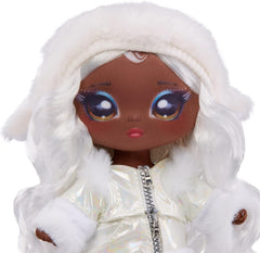 Nie dotyczy! Nie dotyczy! Nie dotyczy! Seria SurpriseCozy – Evie VON HOO – Schneeule Modepuppe aus softe Plüsch mit weissen Haaren, Mütze, Outfit und Flauschiger Anhäntagetasche – Tolles Geschenk für Kinder ab 5 Jahren 119357EUC
