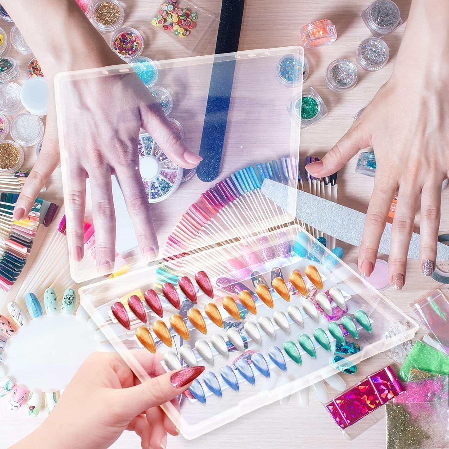 Cutie de depozitare pentru unghii artificiale cu 2 bucăți de bandă adezivă dublu adezivă de 30 cm, cutie transparentă dreptunghiulară, cutii de ambalare din plastic, recipient pentru vârfuri de unghii, unghii artificiale, 21,8 x 15,5 cm