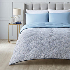 Kołdra bez pokrowca Night Lark Super King 6 Tog Wiosna Lato - Niebieski Ogród Super miękka pocieszyciel Lekka, nadająca się do prania w pralce Szybkoschnący, uniwersalny zestaw poduszek Dwustronne kołdry Naty Shop Niebieski Super King