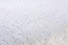 V.I.P. Very Important Pillow V.I.P. Pernă cu fulgi de memorie, alb, pernă 45 X 75 cm, copertă matlasată din poliester, foarte respirabilă, moale, fabricată în Italia Perne standard Naty Shop