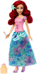 Set de păpușă la modă Mattel Disney Princess Ariel, Spin & Reveal, cu 11 surprize, inclusiv 5 accesorii, 5 stickere și o scenă de joacă, inspirată de filmul HTV88