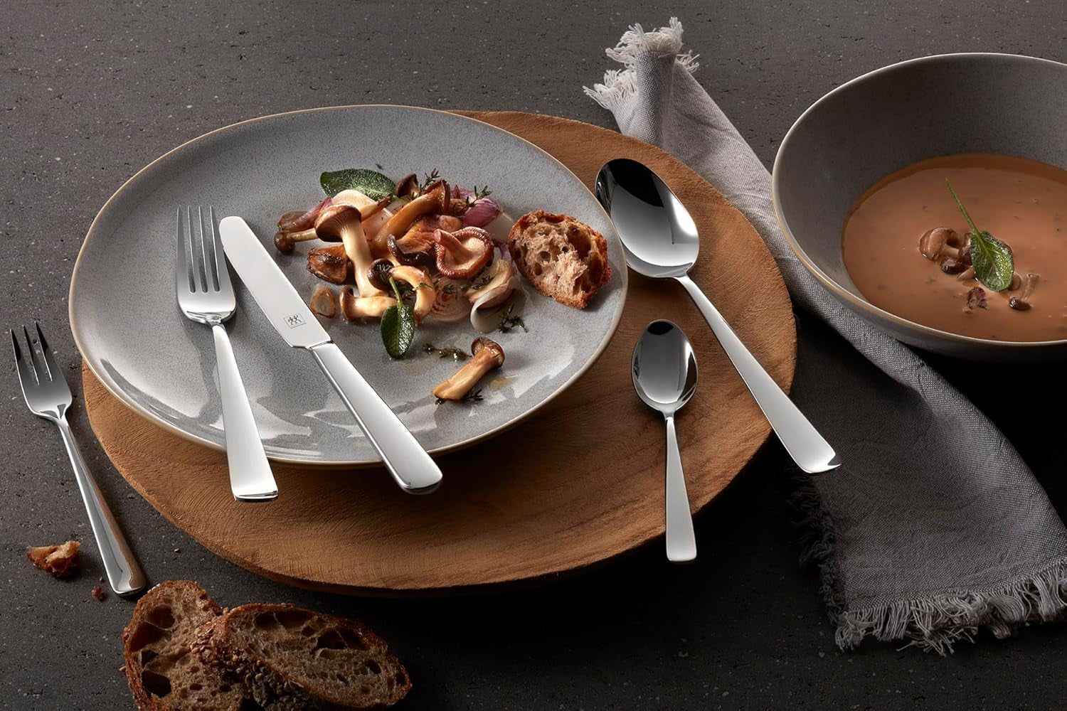 ZWILLING Swing Besteckset, 30-Tlg, Für 6 Personen, 18/10 Edelstahl, Essbesteck Poliert, Spülmaschinengeeignet, Silber Bucatarie Naty Shop