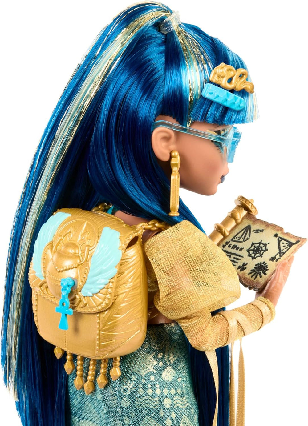 Lalka Monster High Cleo De Nile w złotej bluzce i warstwowej spódnicy, zawiera zwierzątko Cobra Hissette i akcesoria, takie jak plecak, przekąska i rolka papieru, lalki HXH74 Naty Shop