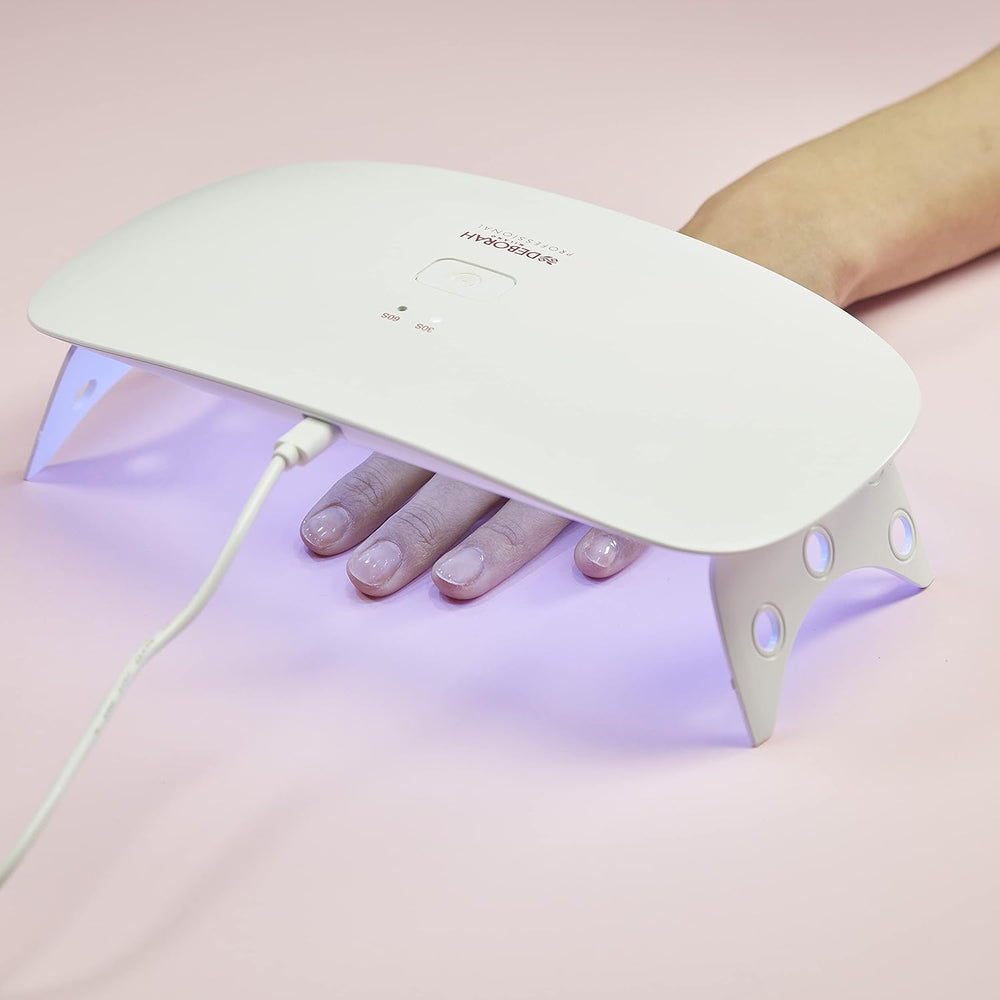 Półtrwały lakier do paznokci Milano Professional nr. 21 Burgundowy efekt objętościowy, długotrwały, do intensywnych i błyszczących paznokci, 4,5 ml