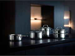 WMF Mini mała patelnia 18 cm, polerowana stal nierdzewna Cromargan, garnki i patelnie indukcyjne Naty Shop