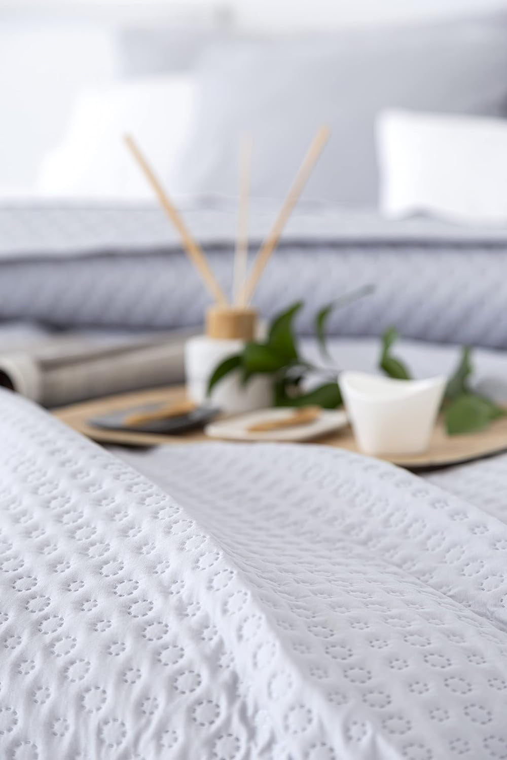 Todocama Fine Boutique narzuta ze wzorem piqué, na wiosnę, lato, jesień i zimę, 100% super miękka mikrofibra, wielofunkcyjny koc, 140/150/160-250 X 260 cm, jasnoszary Łóżka i koce Beuche den Todocama-Store