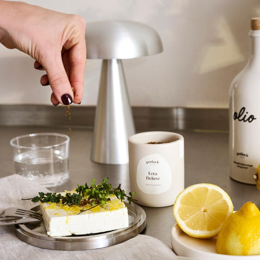 Potluk | Feta Gewürz | Gewürzmischung im Keramiktopf | 50g | Mit natürliche Inhaltsstoffen