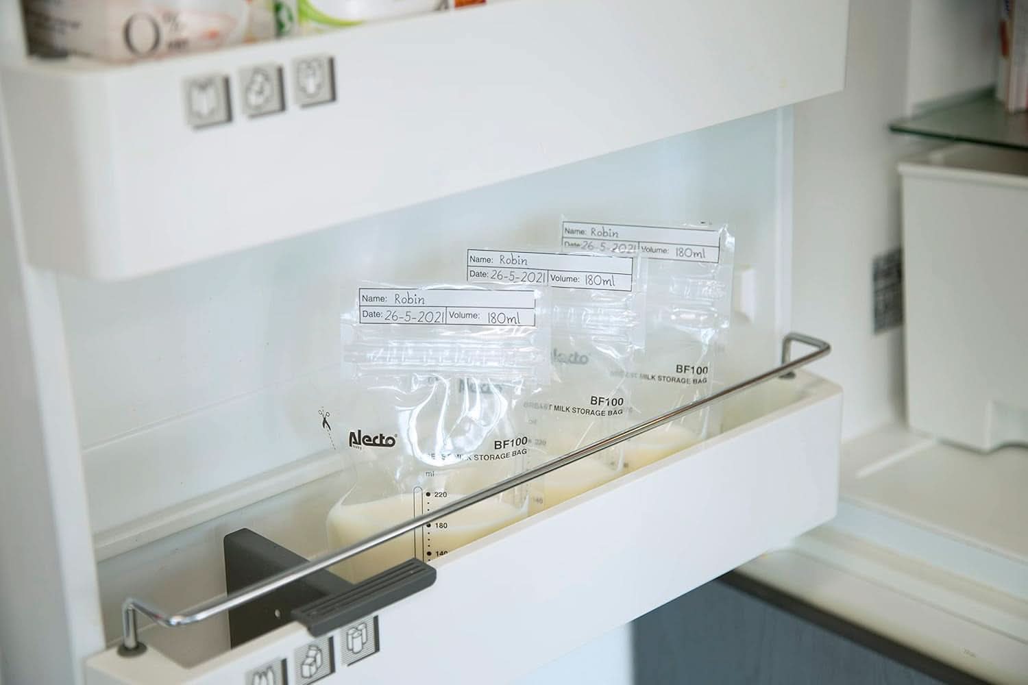 BF100 Worek do przechowywania mleka matki - Worek na mleko matki - pojemność 220 ml - 100 sztuk - Przezroczysta żywność i akcesoria do karmienia piersią Sklep Bebe Naty