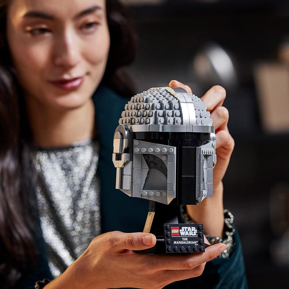 LEGO Star Wars Model hełmu Mandalorianina, kolekcja dekoracji pokoju i wspaniały prezent dla dorosłych, zestaw, mężczyźni, kobiety, matka, ojciec, pomysł na prezent z kolekcji 75328 Zestawy do budowania Besuche den LEGO-Store
