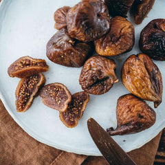 Seeberger Miękkie, miodowo-słodkie figi górskie o kamiennym miąższu - dla smakoszy dbających o odżywianie, 13 x 200 gramów Naty Shop Produkty suszone