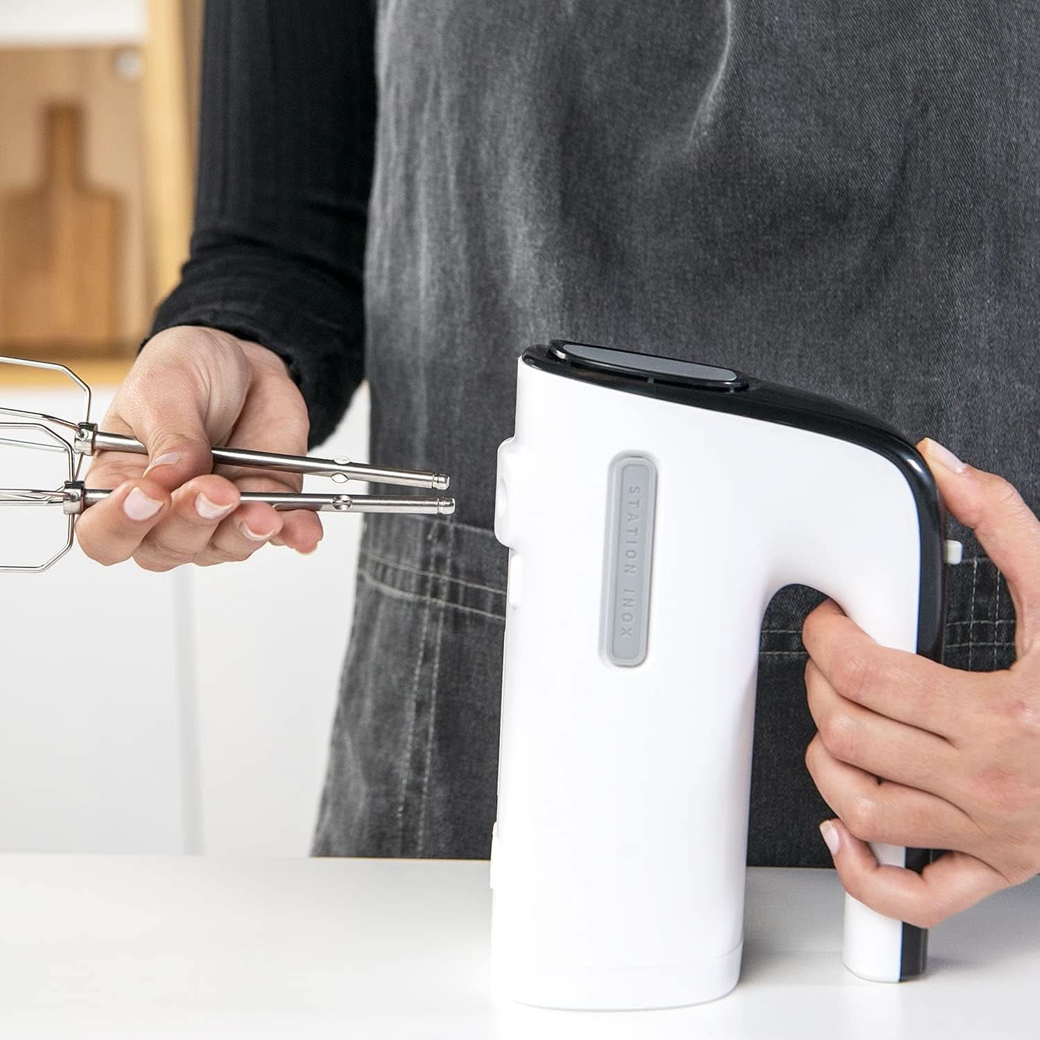 Stacja Taurus Inox - Standrührgerät Für Bakewaren, 500W, 5 Geschwindigkeiten, Turbofunktion, 2 Arten Von Rührstäben: Kneten Und Mixen, Weiß/Schwarz Sklep dla matek i dzieci Naty