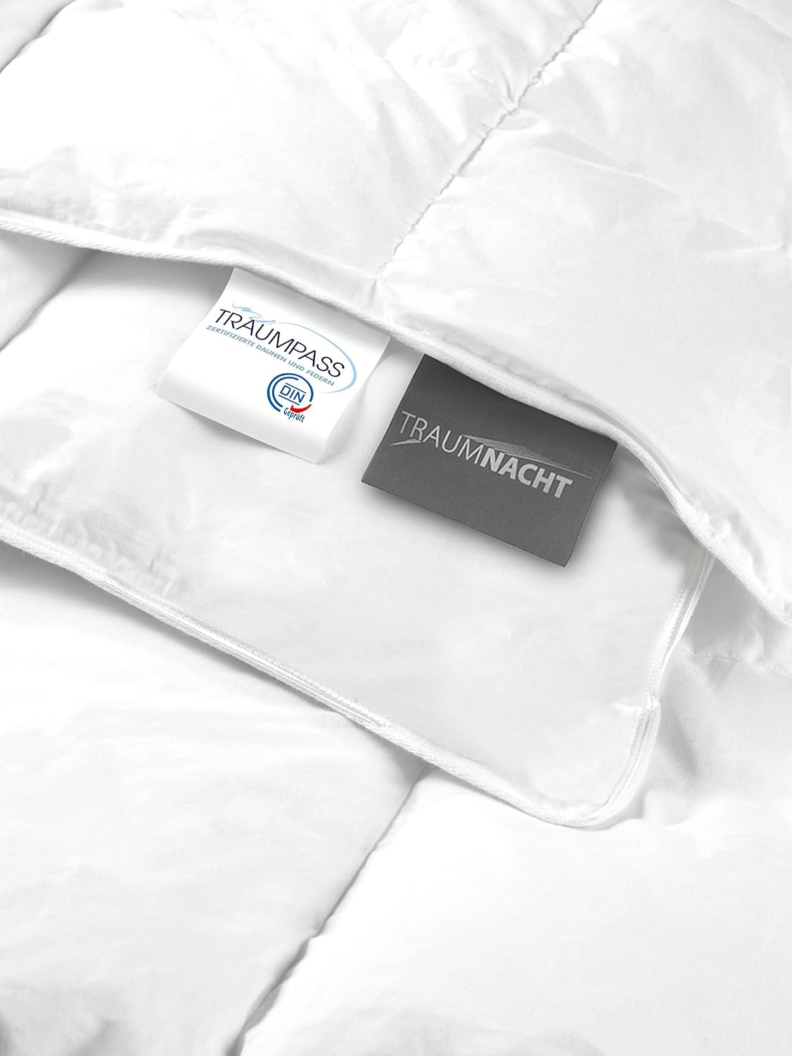 Traumnacht Basic Plapumă ușoară din puf cu puf alb nou (60%) și pene (40%), DIN EN 12934, 135 X 200 Cm, Down Pass și certificat Oeko-Tex, produs în conformitate cu standardul de calitate german Plapumi si pilote Naty Shop