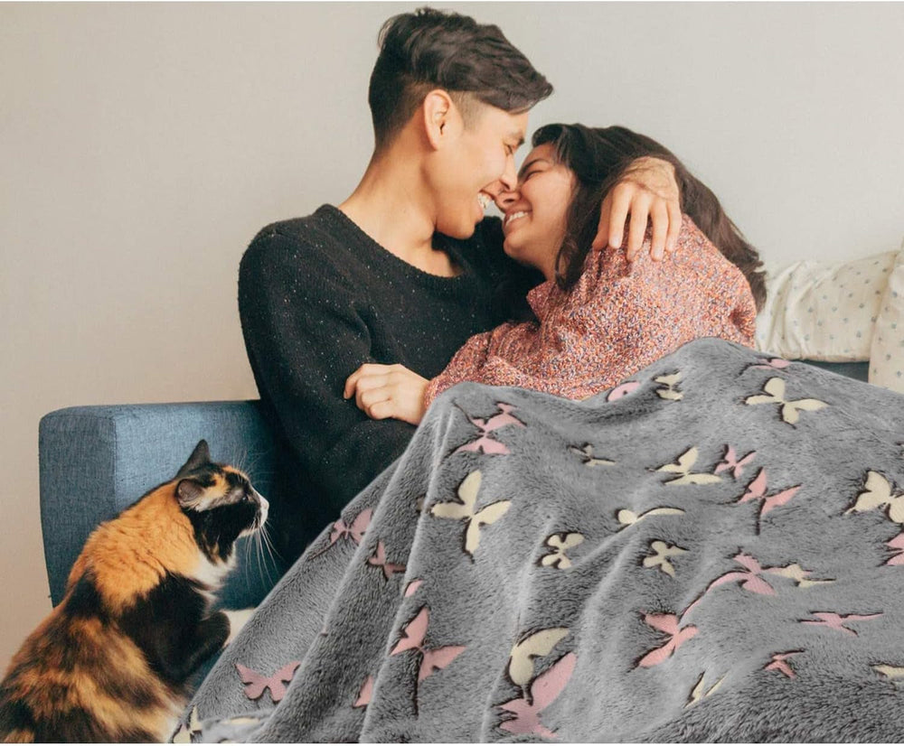 Kanguru Glow Narzuta Świecąca w ciemności Koc Motyl Miękki koc 130X150 cm Świecąca narzuta na sofę. Świecący w ciemności koc dziecięcy, szare Łóżka i koce Besuche den Kanguru-Store