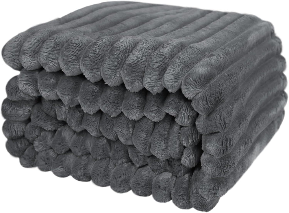 Wygodny koc 200X230 Cm - Ciepły i puszysty koc na łóżko i narzutę na sofę Kocyk dla mamy, kobiety i dziewczyny (beżowy, 200X230Cm) Łóżka i koce KEAYOO Ciemnoszary 150X200Cm