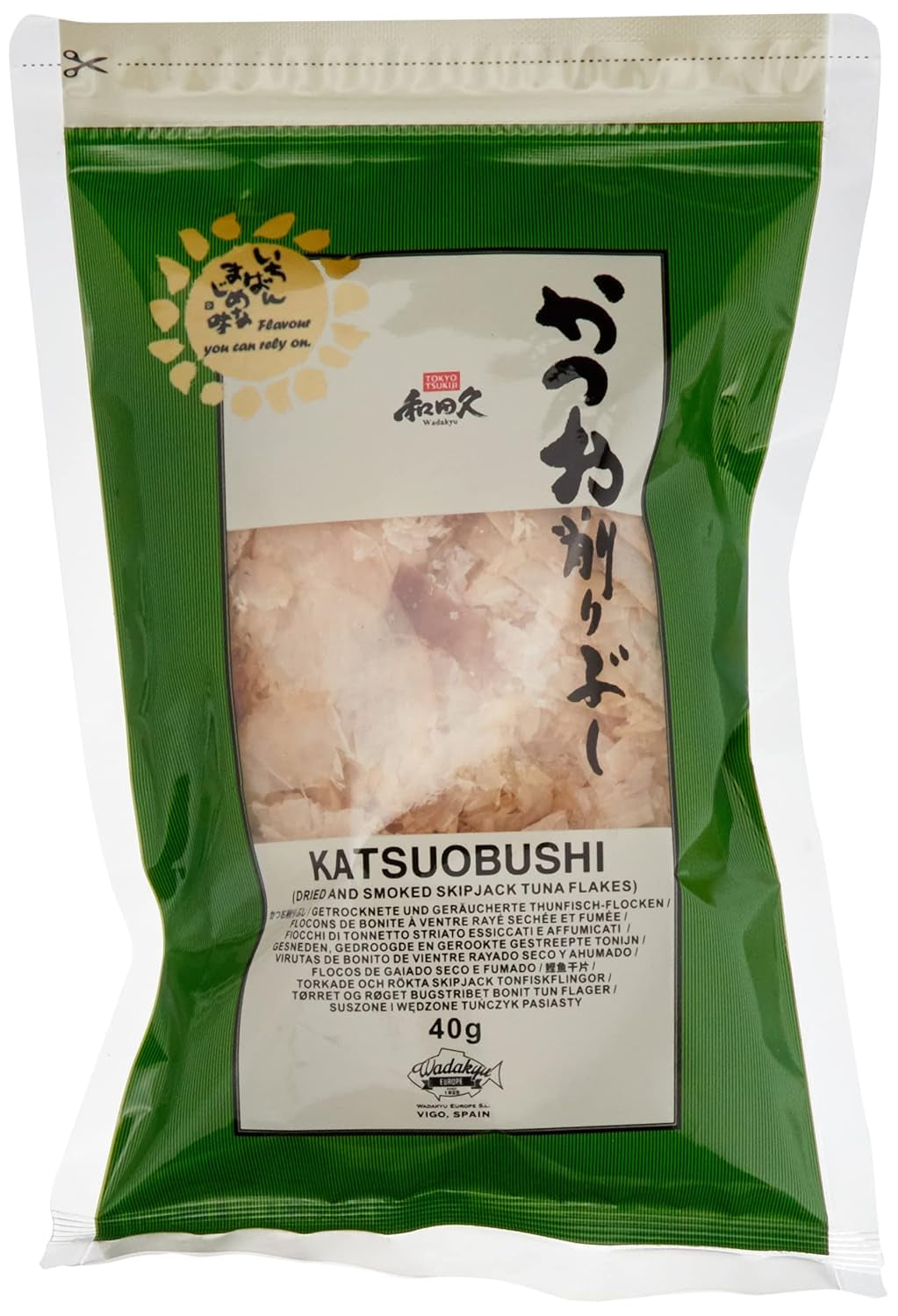 Katsuobushi Bonito Flocken – Aus 100 Prozent getrootkenem und Geräuchertem Bonito Tunfisch – Ideal für die Japanese Küche – 1 x 40 g