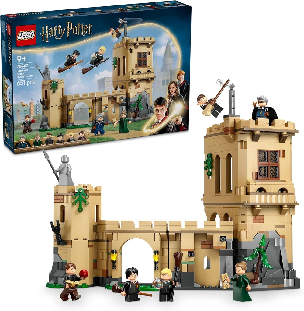 Zamek Hogwart LEGO Harry Potter: Lekcje latania Przygodowy zestaw z 6 kolekcjonerskimi minifigurkami, w tym Draco Malfoyem i profesor McGonagall Zestaw do odgrywania ról dla chłopców i dziewcząt w wieku 9 lat 76447 Zestawy do budowania Besuche den LEGO-Store Default Title