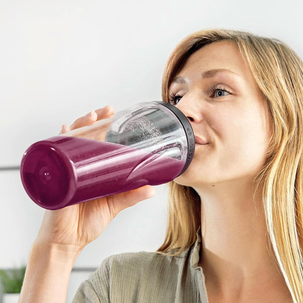 Bosch Mini-mikser stojący Vitapower Serie 2 MMB2111S, mikser wysokoobrotowy, Bis Zu 40 000 obr./min, Tritan Togo-Flasche 0,6 l, Trinkdeckel, Bruchsicher, Spülmasch.Geeignete Teile, 450W, Silber/Schwarz Kitchen Naty Shop