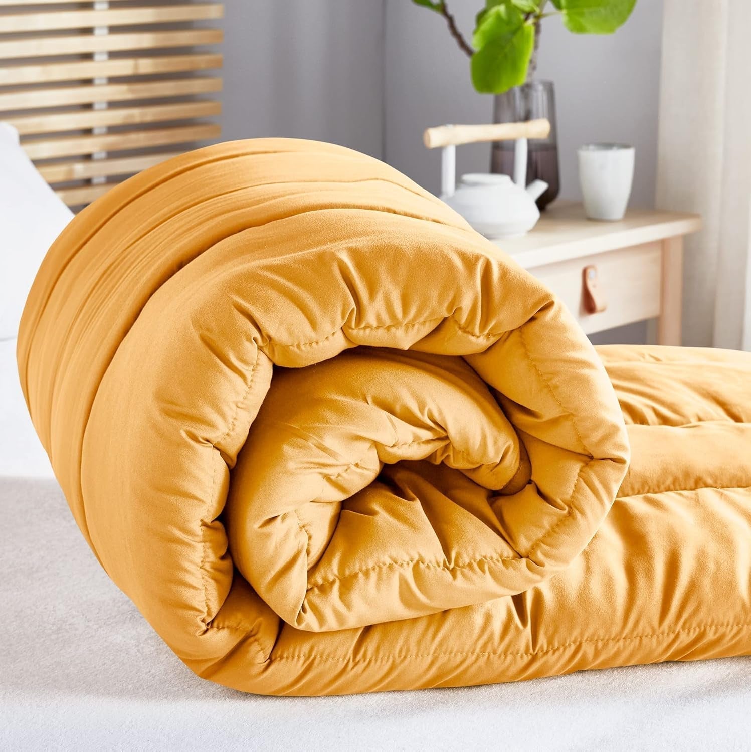 Pikolin Home - Dwustronna kołdra 300 G - Dwukolorowe wypełnienie nordyckie - Do łóżka 90 - wygodne, ciepłe, oddychające, malwa, 150 x 220 cm Kołdry i kołdry Naty Shop