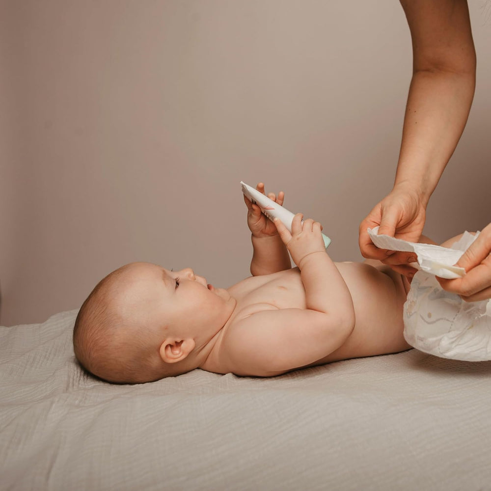 Suavinex Aqua Care Chusteczki nawilżane dla dzieci 60 szt. Chusteczki oczyszczające 99% włókien roślinnych wodnych Aloe Vera Bezzapachowy Bez alkoholu Testowany dermatologicznie Odpowiedni dla skóry wrażliwej