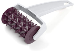 Betty Bossi Cracker Roller, idealny gadżet kuchenny do przygotowywania Knäckebrot i Crackern für raffiniertes Fingerfood. Teigschneider mit tollen Rezeptideen.