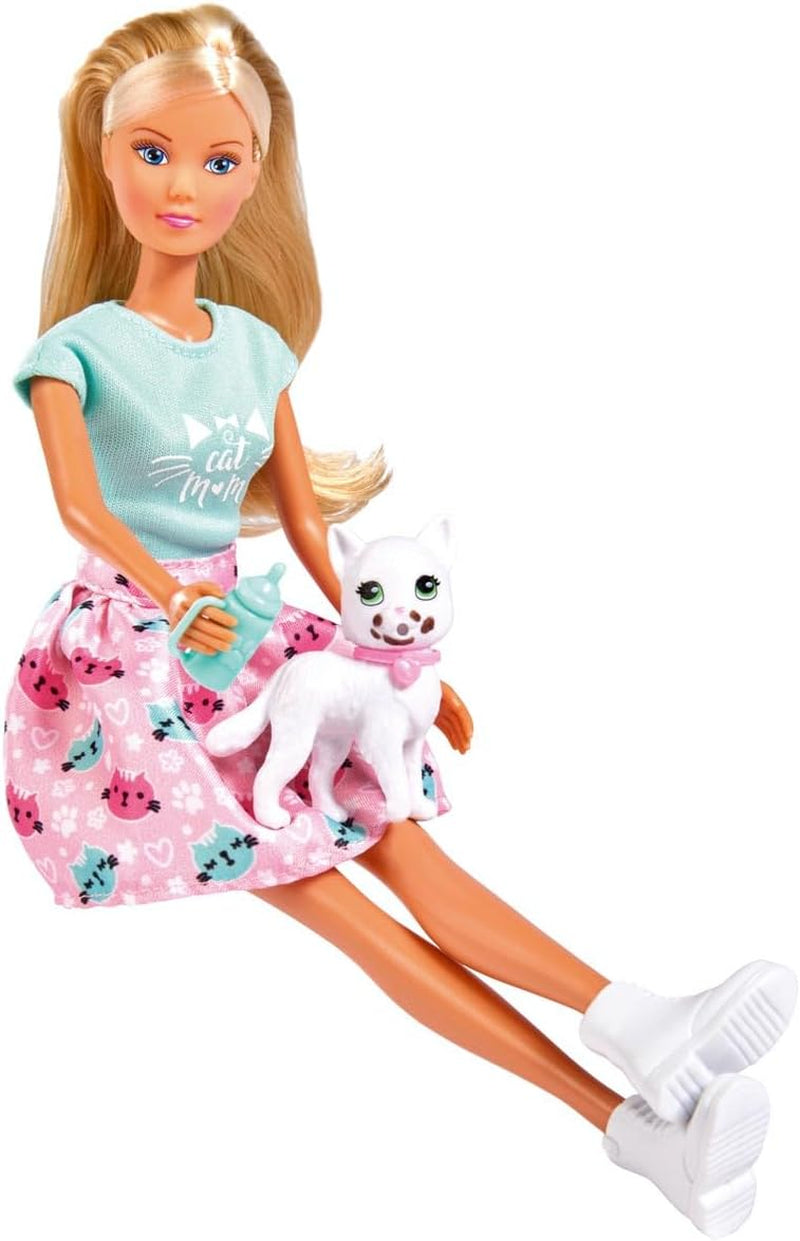 Simba 105733489 - Steffi Love Kitty Love, Puppe in einem modischen Outfit mit süsser Katze mit Essen um den Mund, mit viel Zubehör