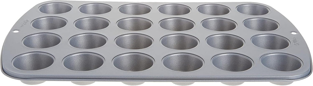 Wilton 24 Er Mini-Muffinbackform, Antihaftbeschichtet, Silber Matrite si tavi pentru copt Naty Shop