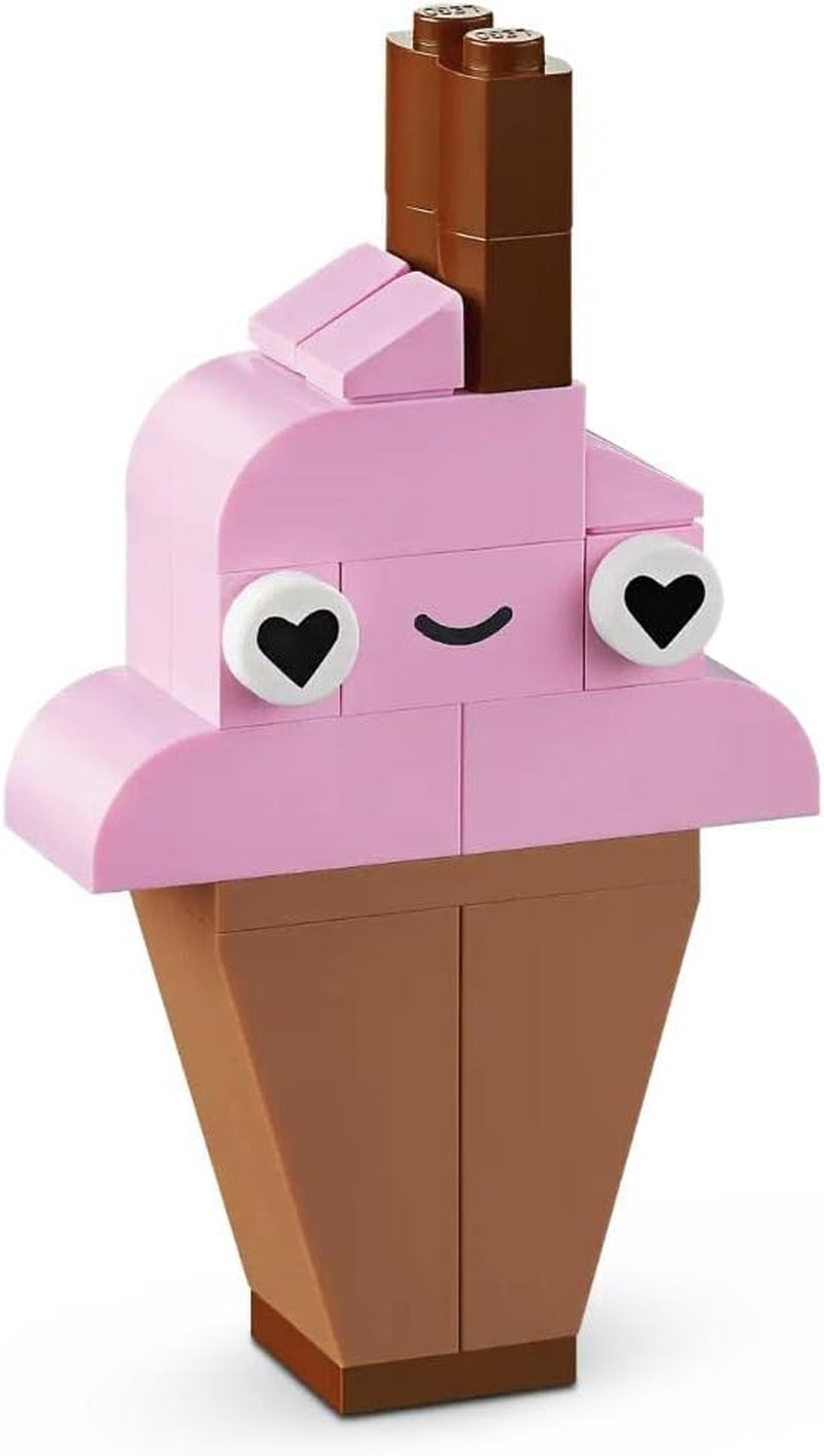 LEGO 11028 Klasyczny pastelowy zestaw do kreatywnego budowania Brick Box, zabawka konstrukcyjna dla dziewcząt i chłopców w wieku od 5 lat z modelami; lody, dinozaur, kot i więcej Zestawy do budowania w sklepie LEGO