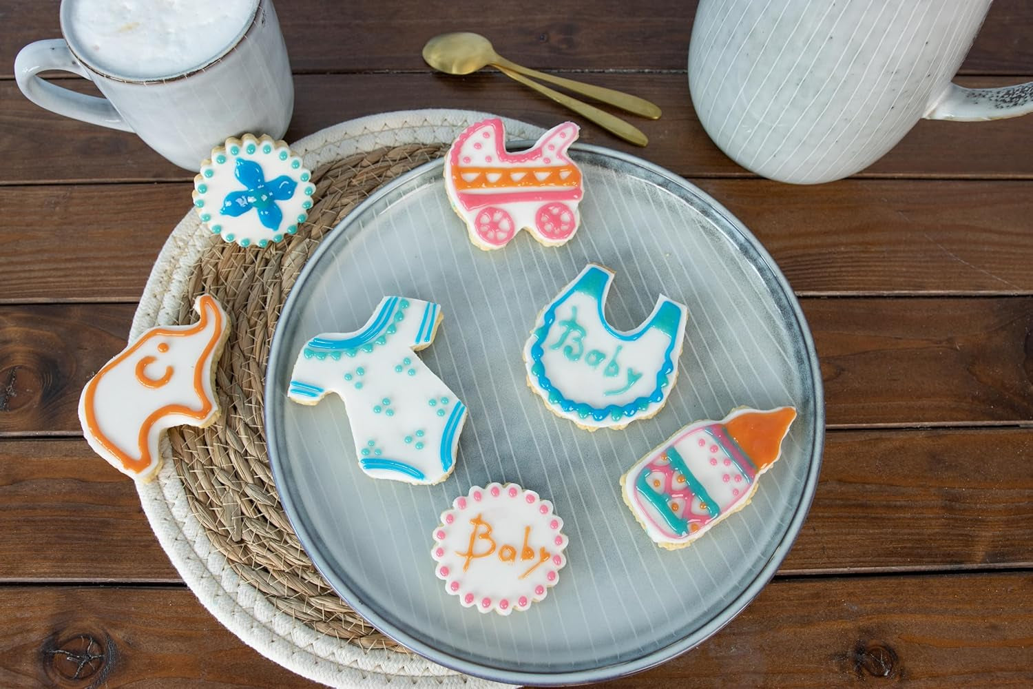 RUF Zucker-Schrift, 4 Tuben Dekor-Schrift in Türkis, Pink, Orange & Blau, Zur Beschriftung Von Glasur, Zuckerguss Und Fondant, Tortendeko Für Weihnachtsplätzchen, 4 X 25G Glazuri si Decor Naty Shop