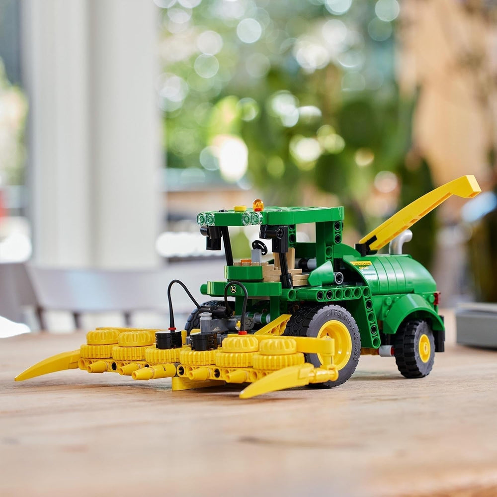 LEGO Technic John Deere 9700 Sieczkarnia samobieżna Ciągnik rolniczy dla dzieci Model pojazdu z realistycznymi funkcjami Prezent dla chłopców i dziewcząt w wieku 9 lat 42168 Zestawy do budowania Besuche den LEGO-Store