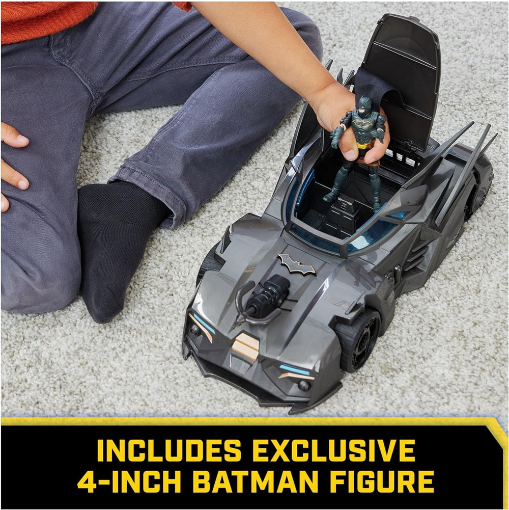 DC Comics Batman Offroad Batmobil z katapultą z hakiem i siatką z tyłu W zestawie figurka Batmana o średnicy 10 cm dla fanów superbohaterów w wieku od 4 lat Figurki Naty Shop