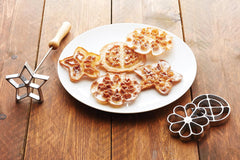 Set rozete KitchenCraft Home Made, 3 piese, decorațiuni tort în aparat de vafe, forme pentru biscuiți, cerc/floare/stea, formă pentru biscuiți, aluminiu, argintiu, 28 x 28 x 30 cm