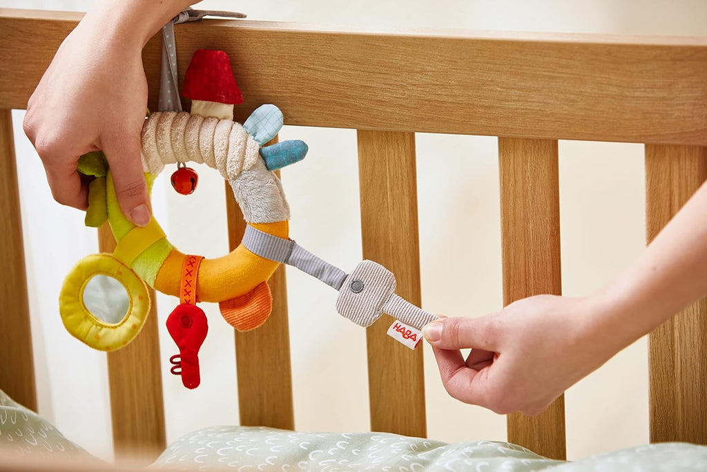 HABA 306453 - Figura suspendată Primul mănunchi de chei, figuri mobile și suspendate de la 6 luni Jucarii Bebe Naty Shop