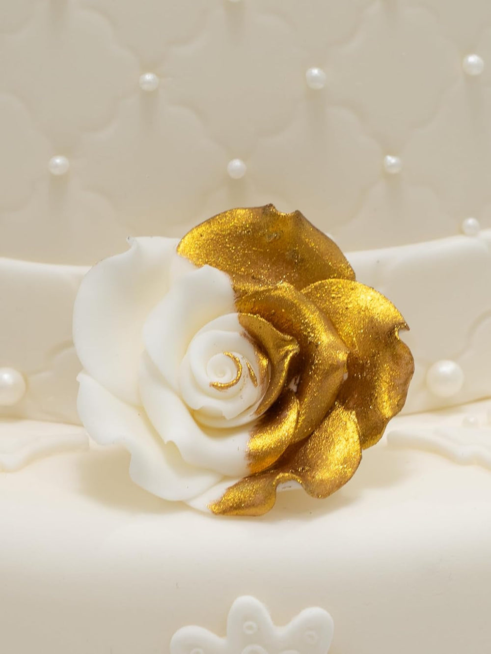 Colorant alimentar comestibil Sugarflair, auriu - Pudră de luciu alimentar pentru prăjituri, brioșe, ciocolată, produse de patiserie, deserturi, înghețată, băuturi, cocktailuri și multe altele - 4g