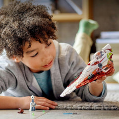 LEGO Star Wars Jedi Myśliwiec Obi-Wan Kenobi, zabawka do zbudowania z Taunem We, figurka droida i miecz świetlny, zestaw Atak Klonów 75333 Zestawy do budowania Kup w sklepie LEGO