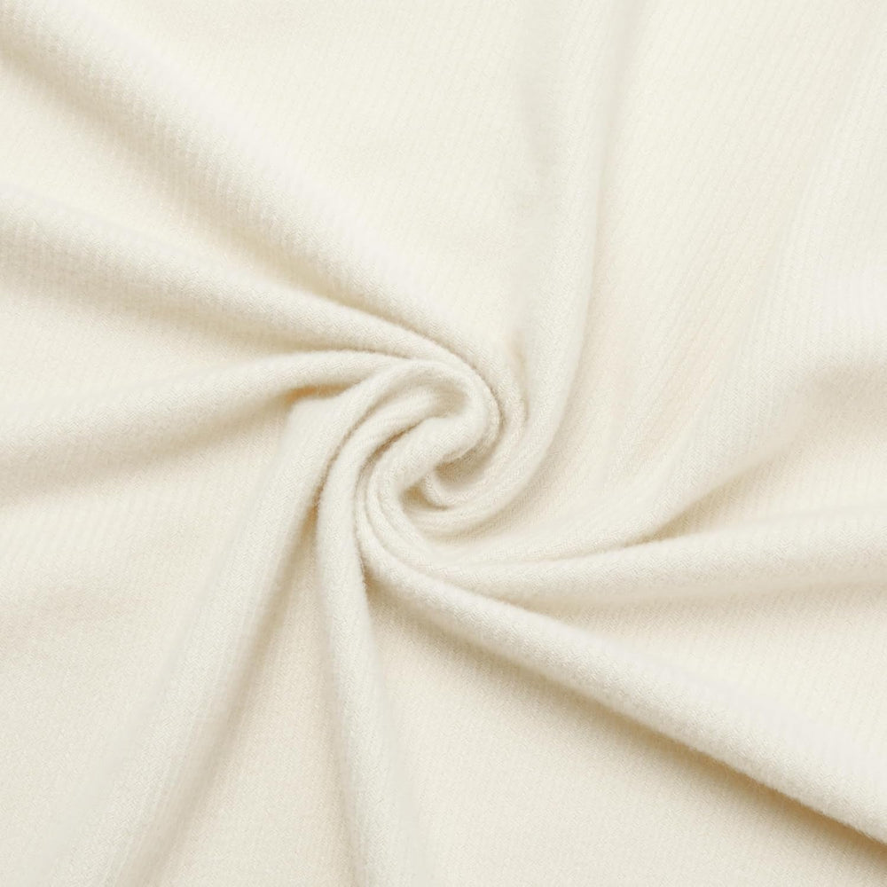 Koc Amazon Basics, lekki, poliester z recyklingu, przytulny koc z dekoracjami pokoju, 127 x 152 cm, kość słoniowa z niebieskim wzorem Sprawdź łóżka i koce Besuche den Amazon Basics-Store