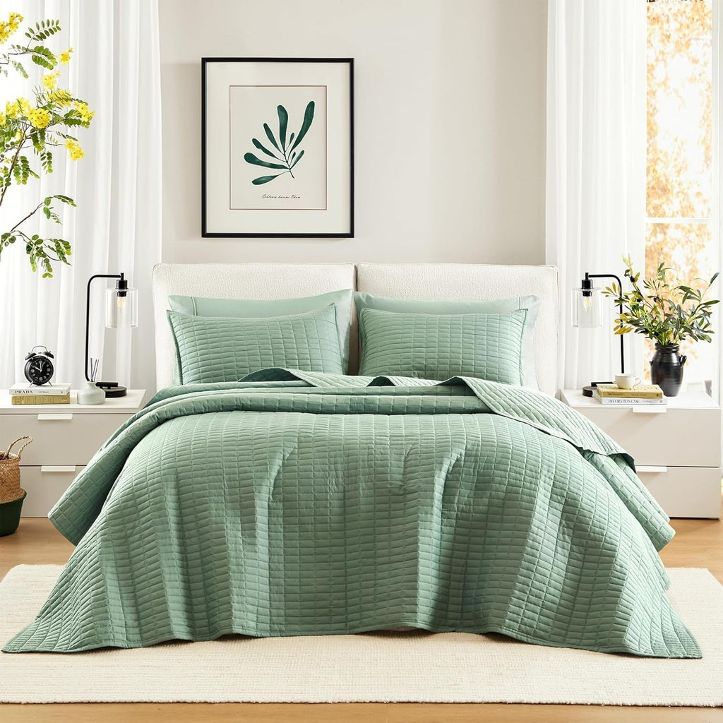 Comfort Spaces Kienna Quilt Set, cusături duble de lux, pătură de vară, ușoară, moale, lenjerie de pat pe tot parcursul anului, față de pernă asortată, albă, pătură pentru paturi King Size (264.2 X 228.6 Cm), Plapumi si pilote Naty Shop Glande de salvie Cuvertură de pat supradimensionată Queen (102"X118")