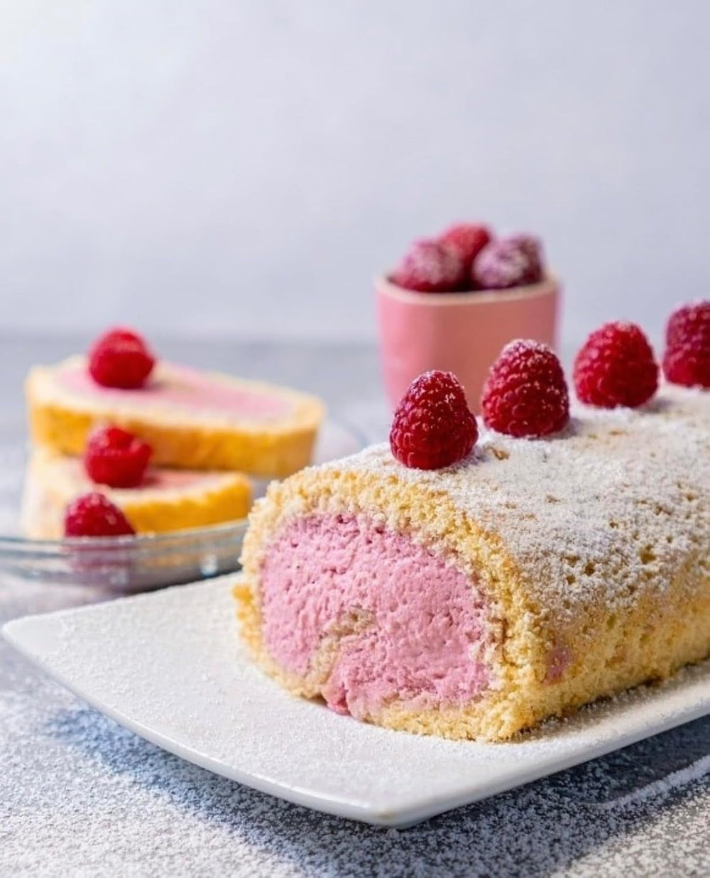 RUF Biskuit Teig, Backmischung Für Einen Saftigen Biskuitteig, Gelingsicher Und Schnell Zuberitet, Zur Herstellung Von Biskuitrollen, Biskuitkuchen Oder Tortenboden, 1 X 250G Naty Shop