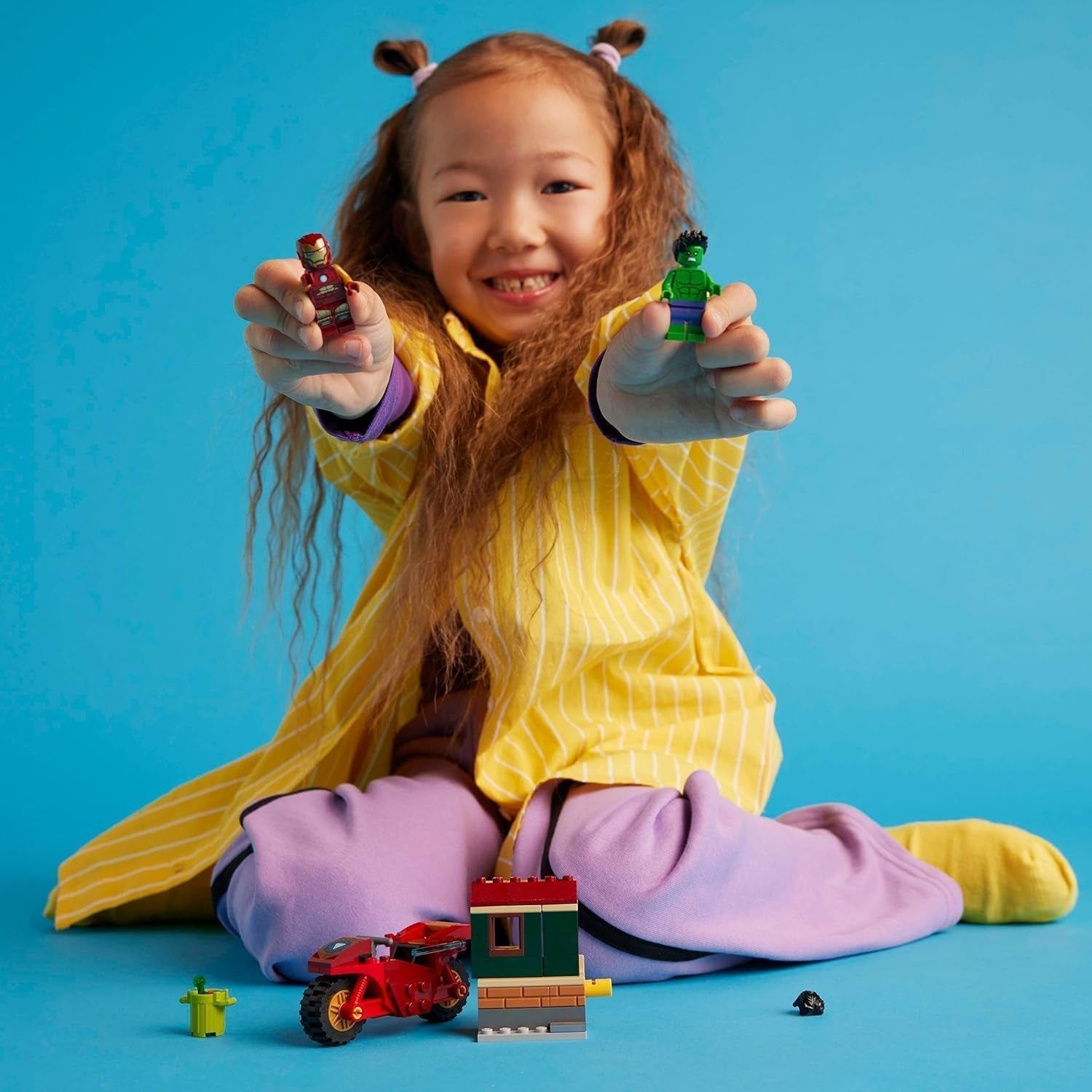 LEGO Marvel Iron Man z rowerem i Hulkiem, zabawka do budowania superbohatera dla dzieci, zestaw kolekcjonerski z rowerem i minifigurkami, prezent dla dziewcząt i chłopców w wieku 4 lat 76287 Zestawy do budowania Kup w sklepie LEGO