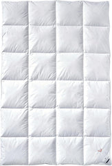 Plapuma din puf Billerbeck - E04 Gold Edition - Plapuma pentru toate anotimpurile - 135 X 200 Cm Plapuma cu puf real - Nivel mediu de căldură Plapumi si pilote Naty Shop Mediu (M) 135 X 200 Cm