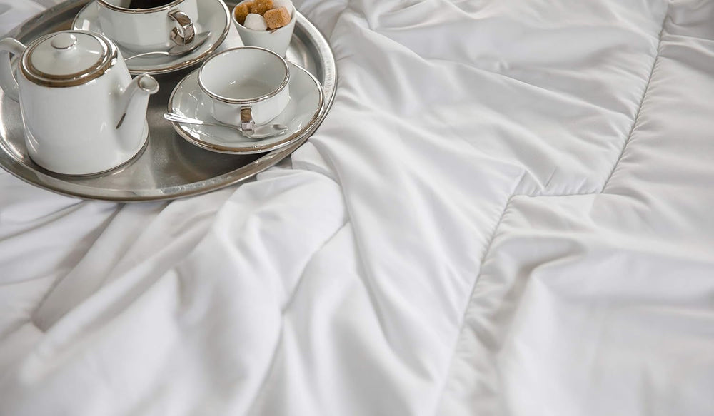 COLAS NORMAND - Kołdra przeciw roztoczom i bakteriom - Umiarkowany - 280 X 240 cm - Długotrwały efekt - Doskonała higiena - Mikrofibra - Miękka i wygodna - Możliwość prania Kołdry i kołdry Naty Shop