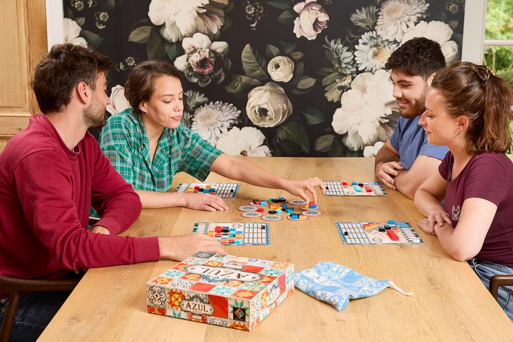 Gry Next Move, UNbox Now, Azul, gra podstawowa, gra rodzinna, gra roku 2018, 2–4 graczy, wiek 8+, 30–45 minut, język niemiecki