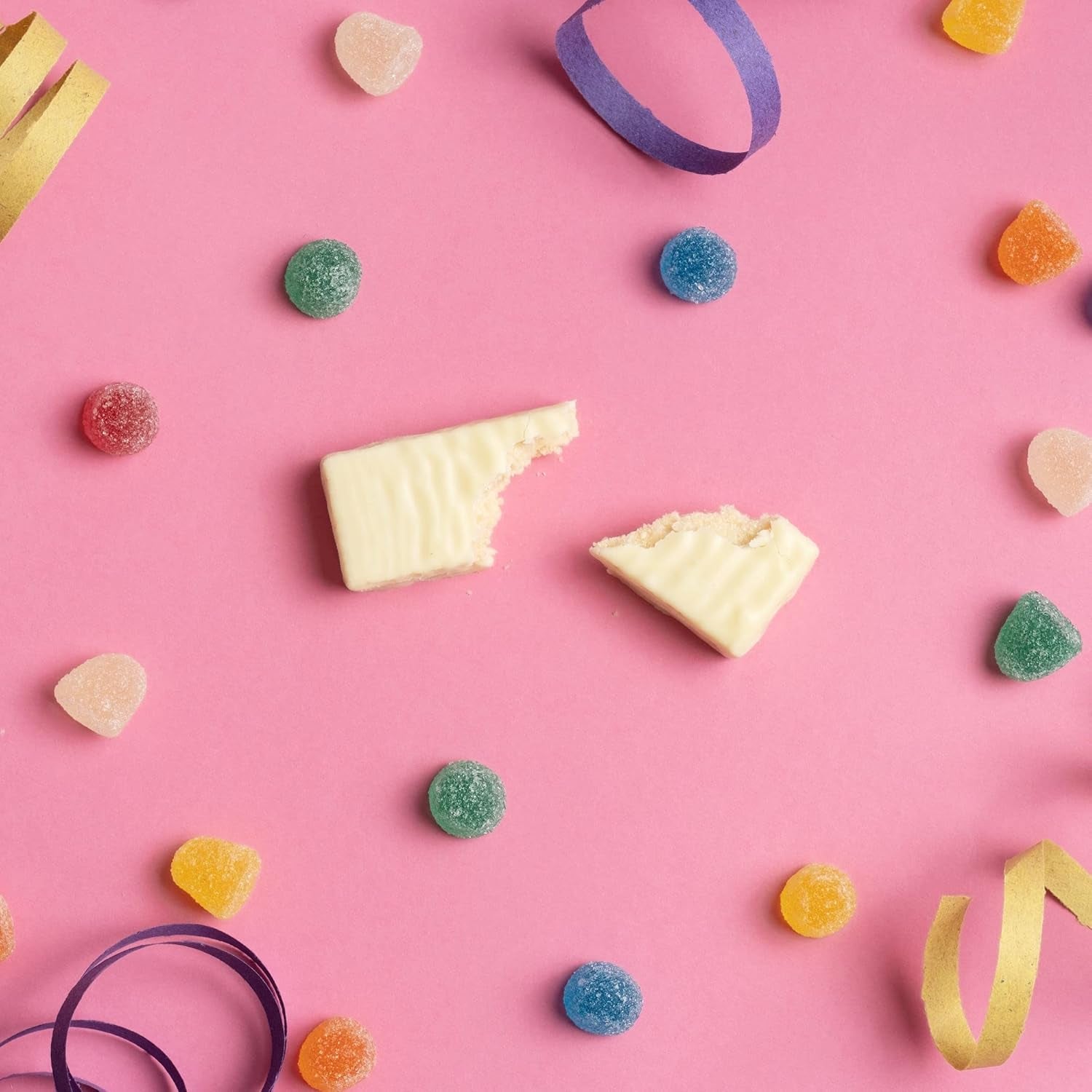 Tirma Mini Wafle z białą czekoladą | (16 jednostek x 13,5 g), 216 g | Delikatne kremowe nadzienie | Bez GMO | Odpowiedni dla wegetarian | Pakowane pojedynczo | Pakowane przekąski